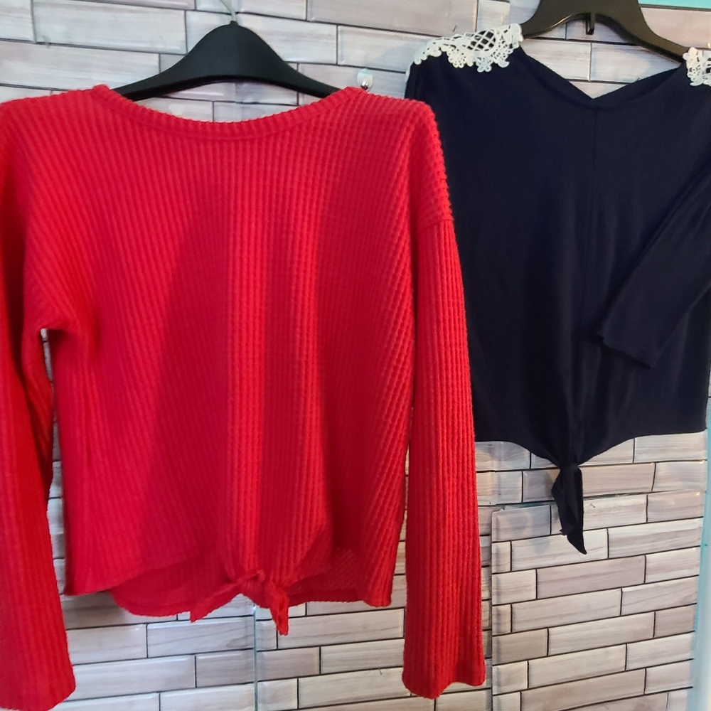 (2) Tops. GIRLS sz 10-12 Medium
